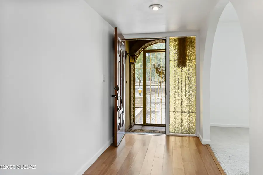 11202 E Chuckwagon Circle, Tucson, AZ 85749 - Image #3