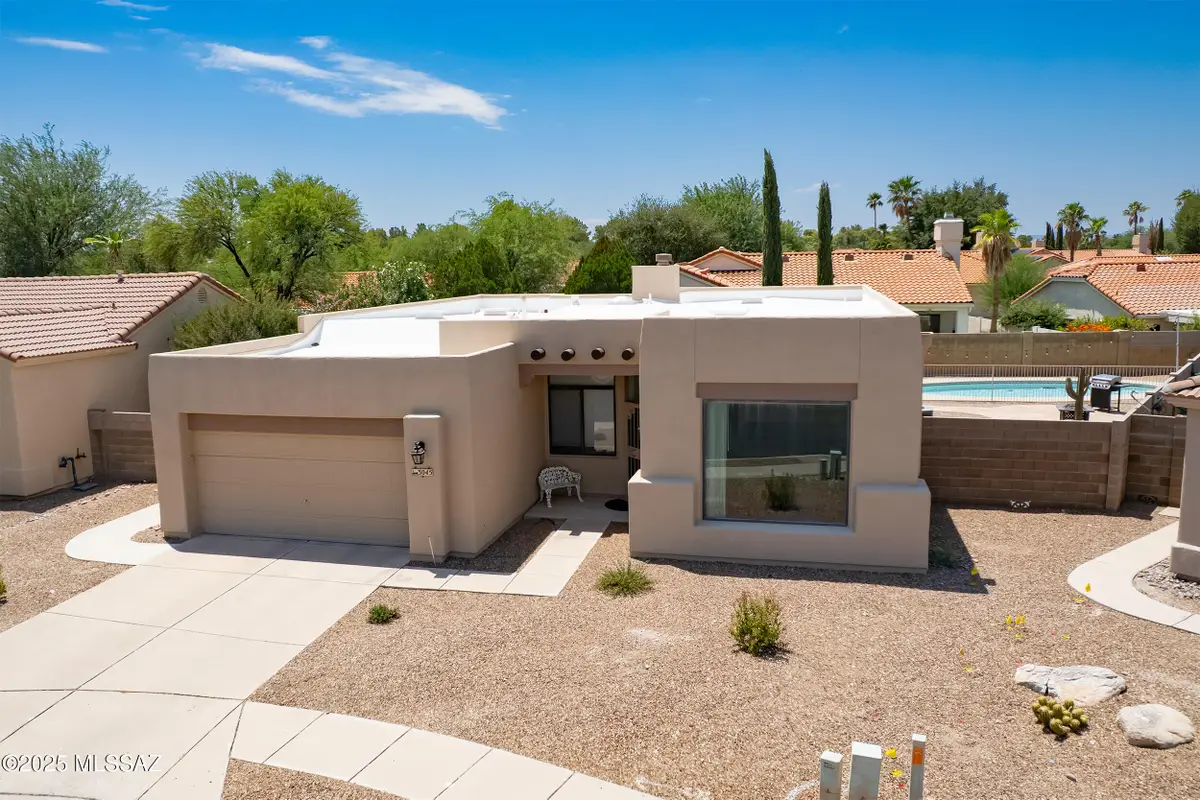 3045 N Rio Verde Drive, Tucson, AZ 85715 - Image #1