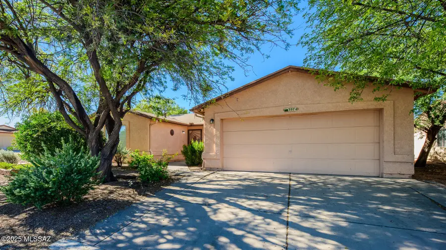 3974 S Apache Well Drive, Tucson, AZ 85730 - Image #2