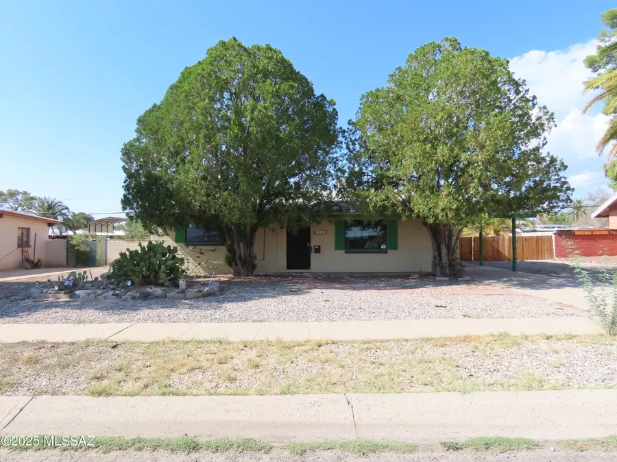 5823 E 18th Street, Tucson, AZ 85711 - Image #2