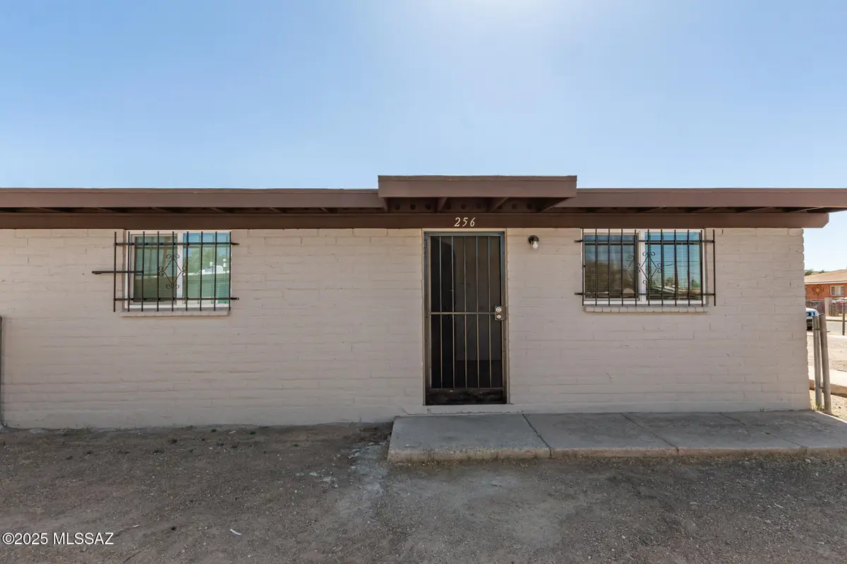 256-262 N Melwood Avenue, Tucson, AZ 85745 - Image #1