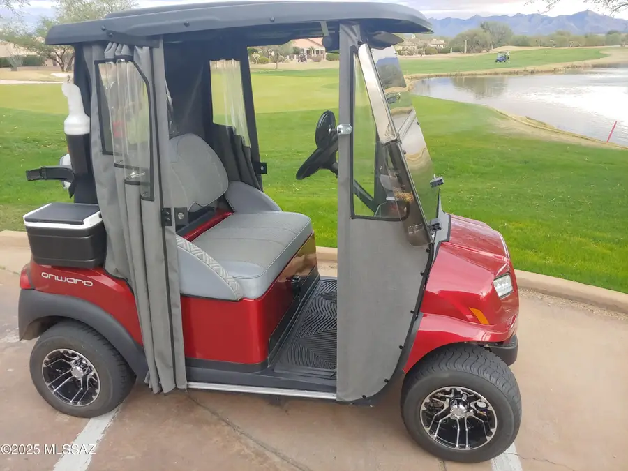 1762 E Sage Thrasher Drive, Green Valley, AZ 85614 - Image #2