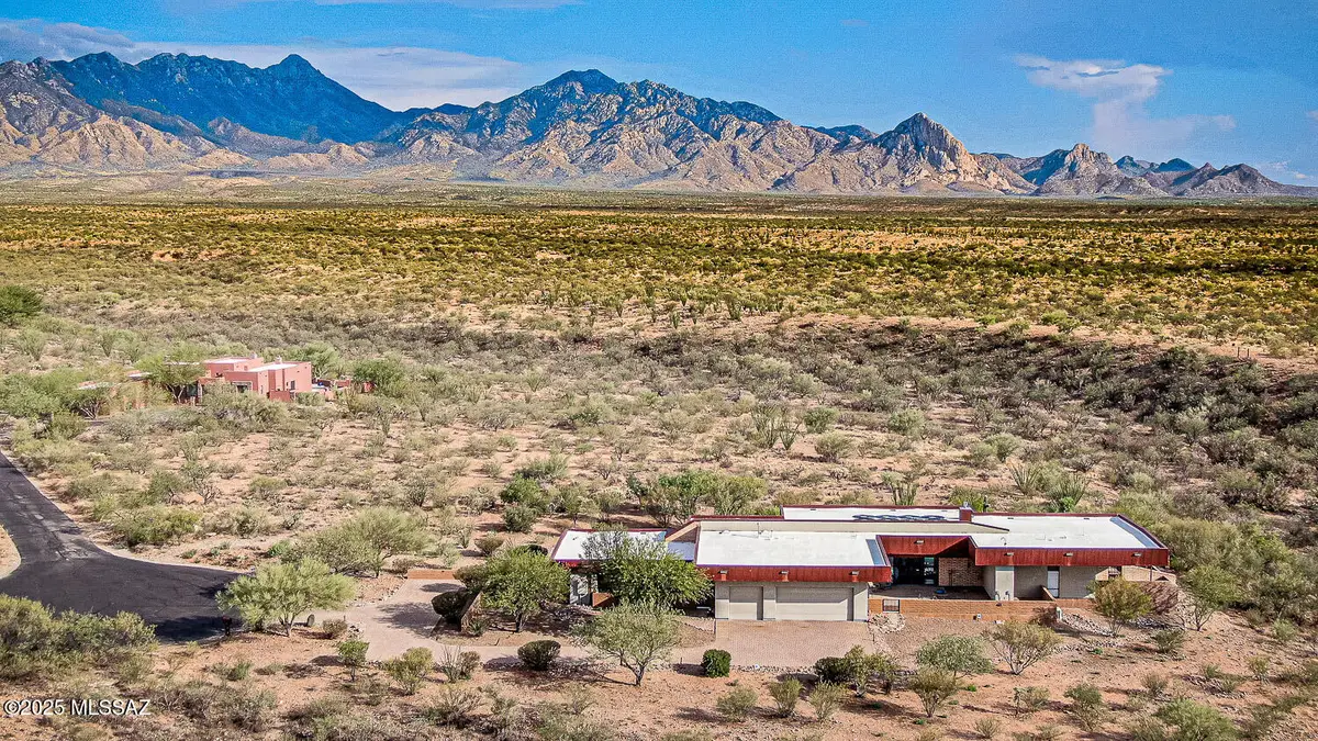 3211 S Corte Amarilla, Green Valley, AZ 85614 - Image #1