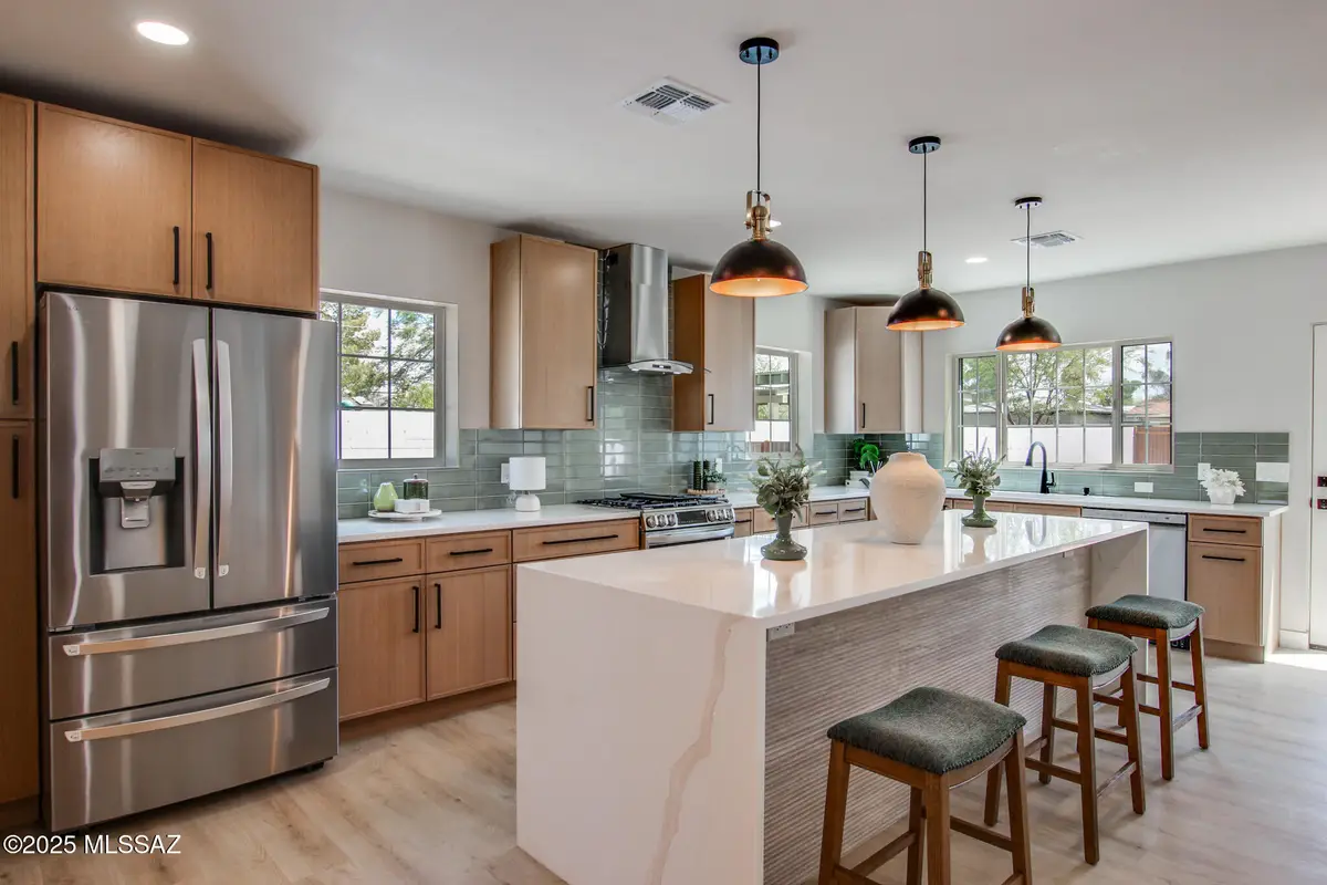 2910 E Linden Street, Tucson, AZ 85716 - Image #1