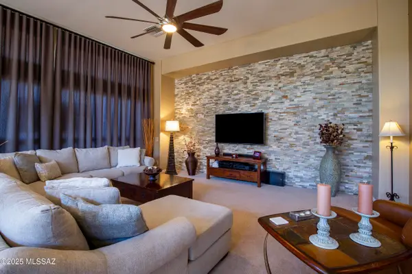 13806 N Slazenger Drive, Oro Valley, AZ 85755