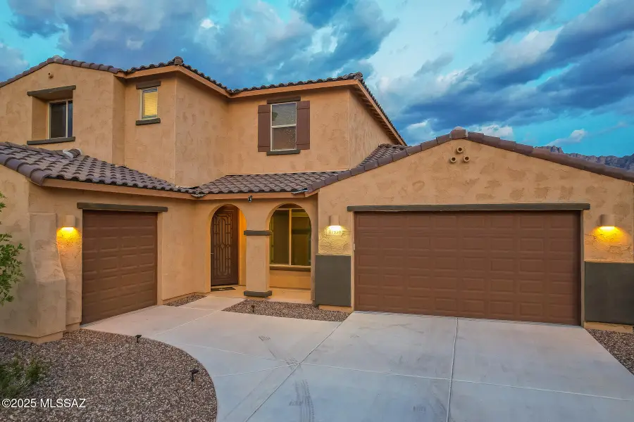 11936 N Silver Vista, Oro Valley, AZ 85737 - Image #2