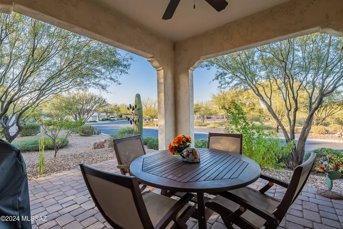 1819 E Barn Swallow Lane, Green Valley, AZ 85614 - Image #1