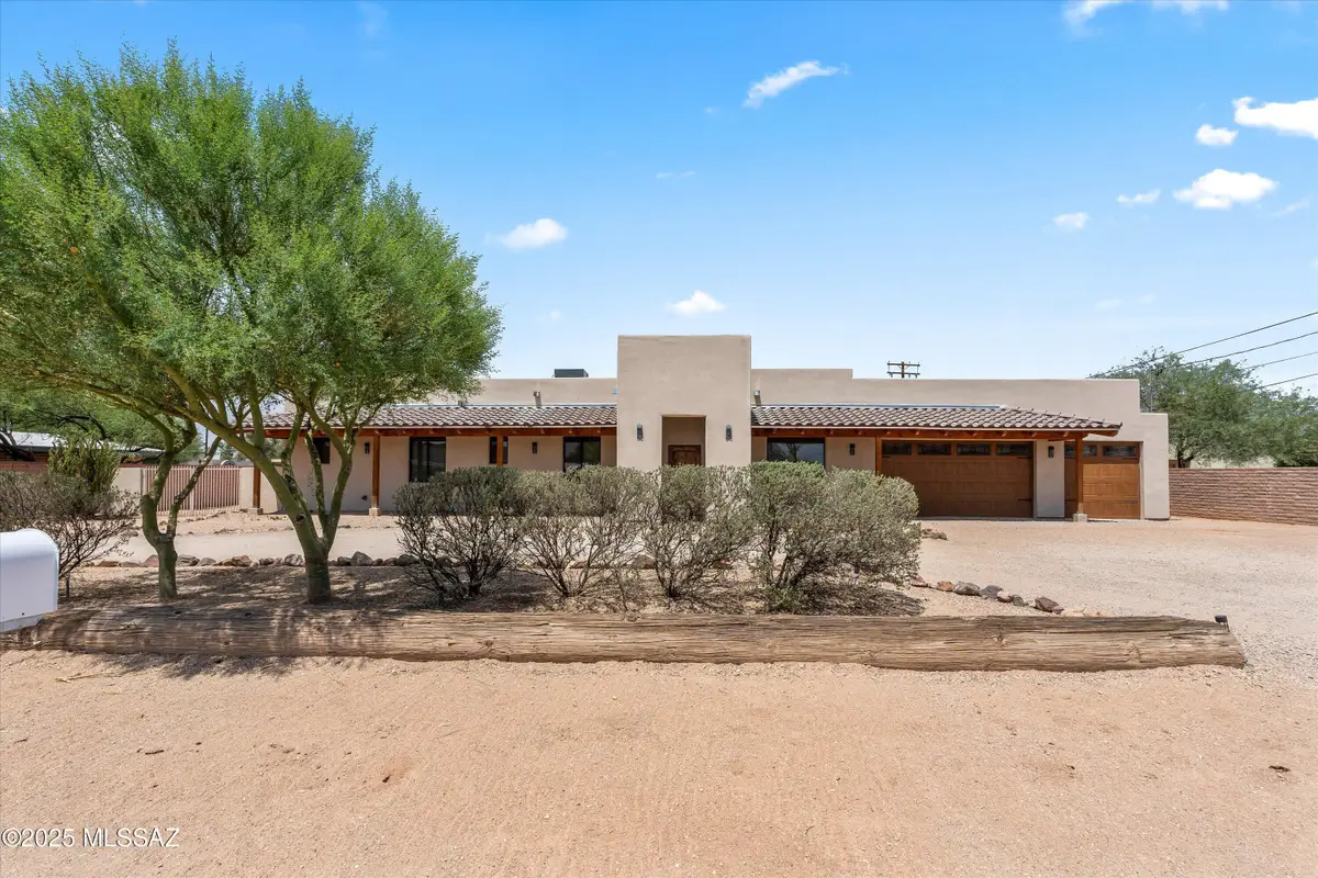 1915 E Lind Road, Tucson, AZ 85719 - Image #1