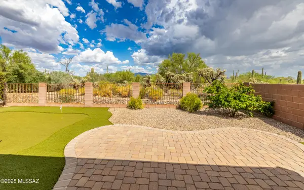 12648 N New Reflection Drive, Marana, AZ 85658