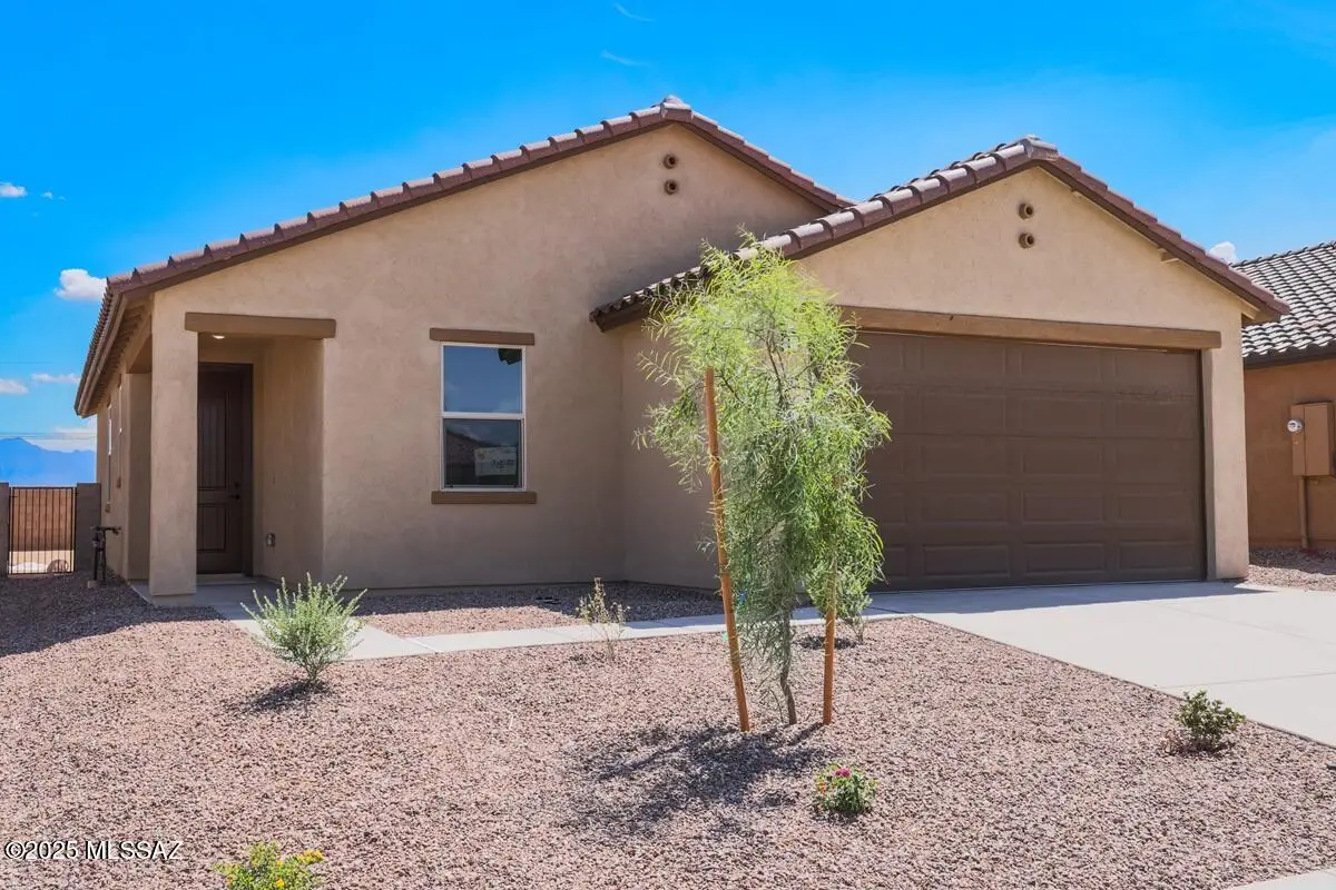 865 W Calle Alta Curva, Sahuarita, AZ 85629 - Image #1