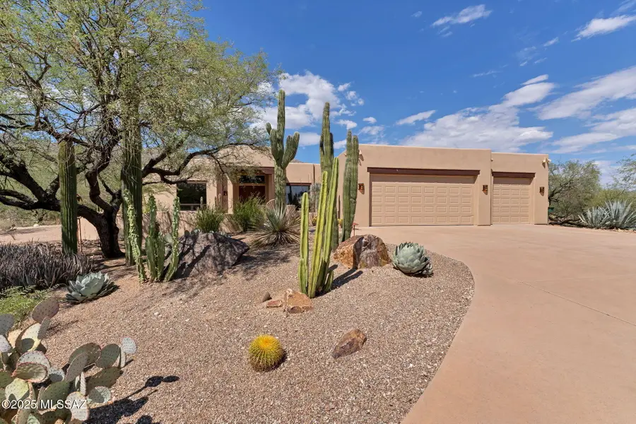 10861 E Adobe Creek Place, Tucson, AZ 85749 - Image #2