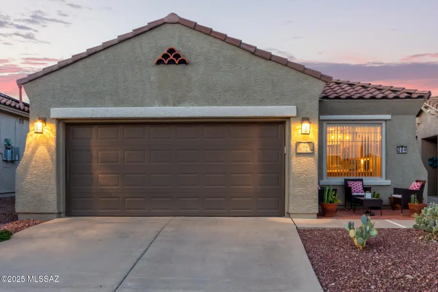 204 W Calle Media Luz, Sahuarita, AZ 85629 - Image #2