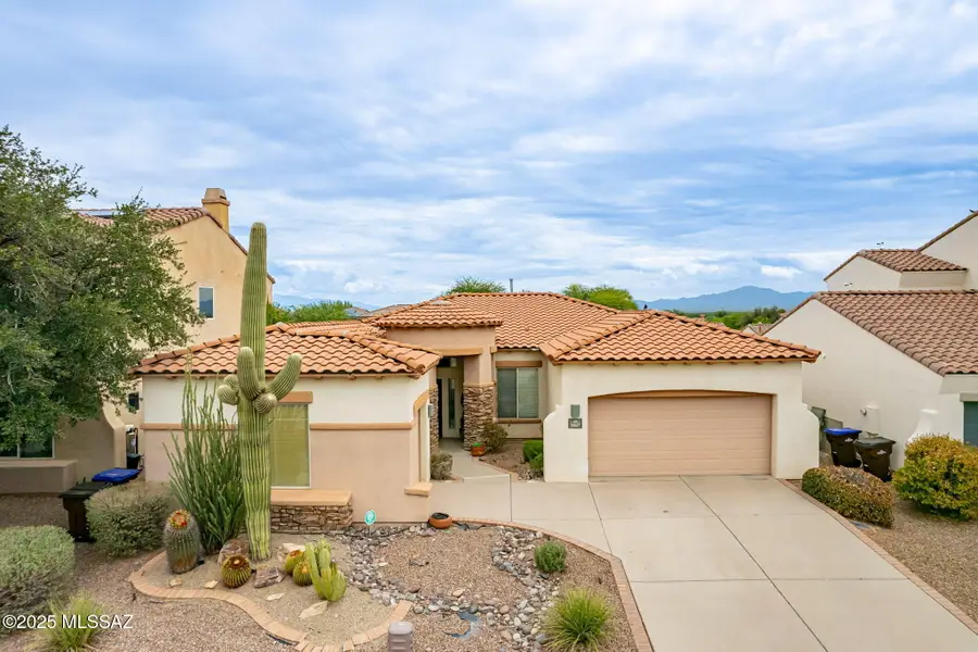 15067 S Camino Rio Puerco, Sahuarita, AZ 85629 - Image #2