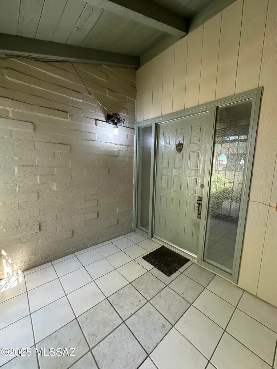 4155 E Megan Drive, Tucson, AZ 85712 - Image #2