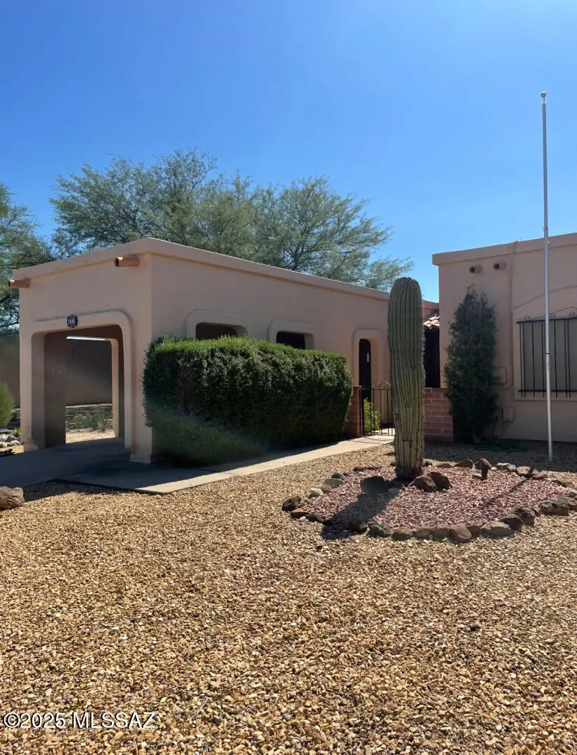 1501 W Calle Mendoza, Green Valley, AZ 85622 - Image #1