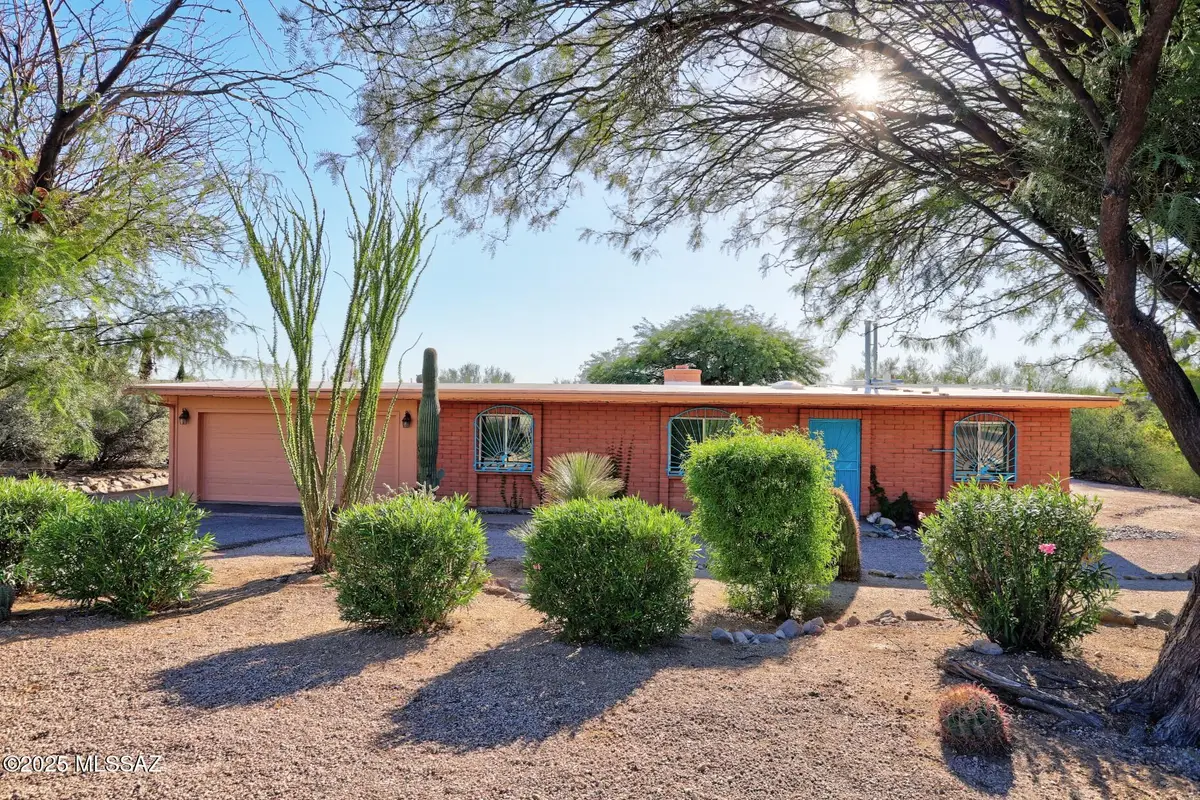 3841 N Four Winds Drive, Tucson, AZ 85750 - Image #1