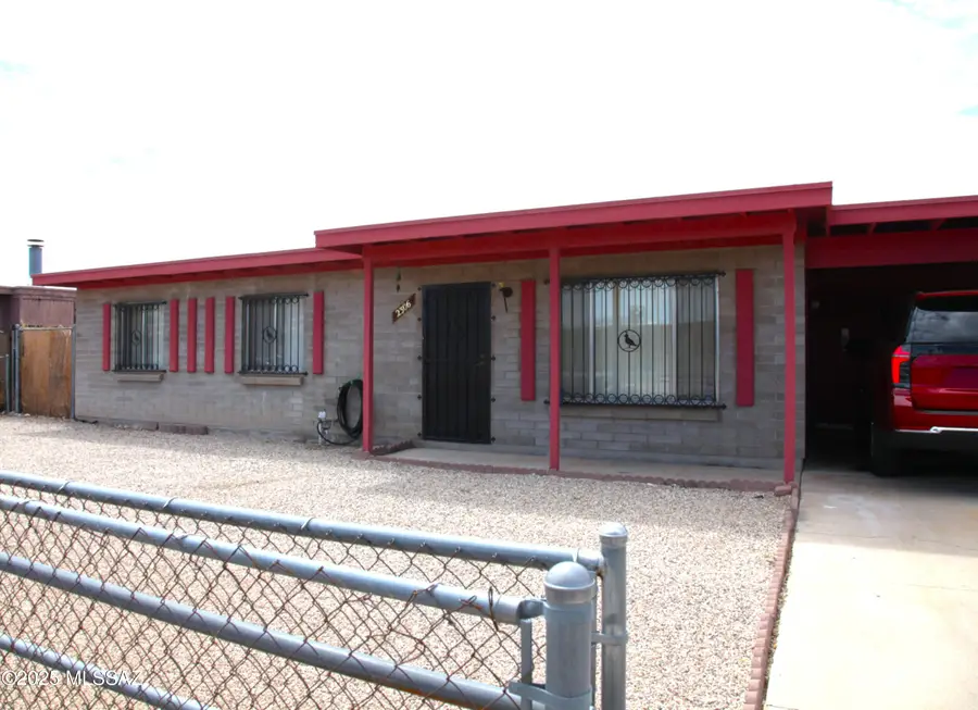 2306 E Walnut Street, Tucson, AZ 85706 - Image #2