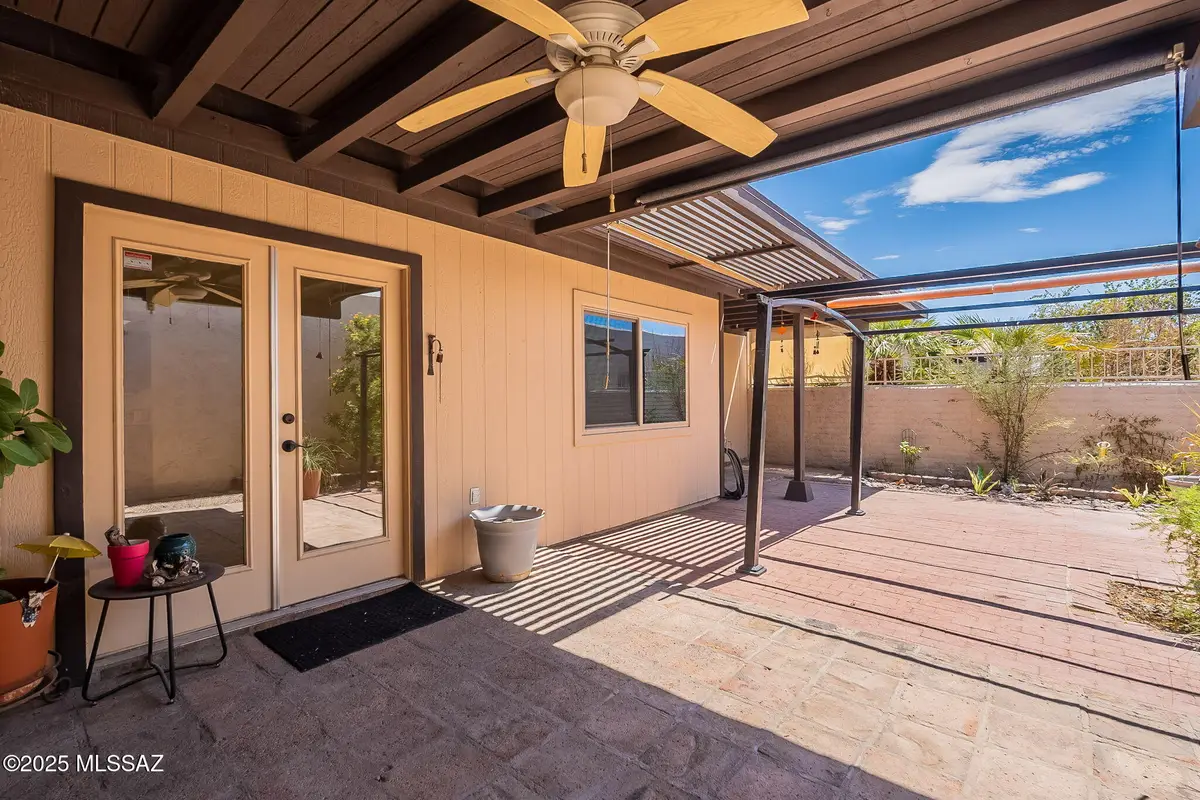 977 W Lockwood Lane, Tucson, AZ 85704 - Image #1