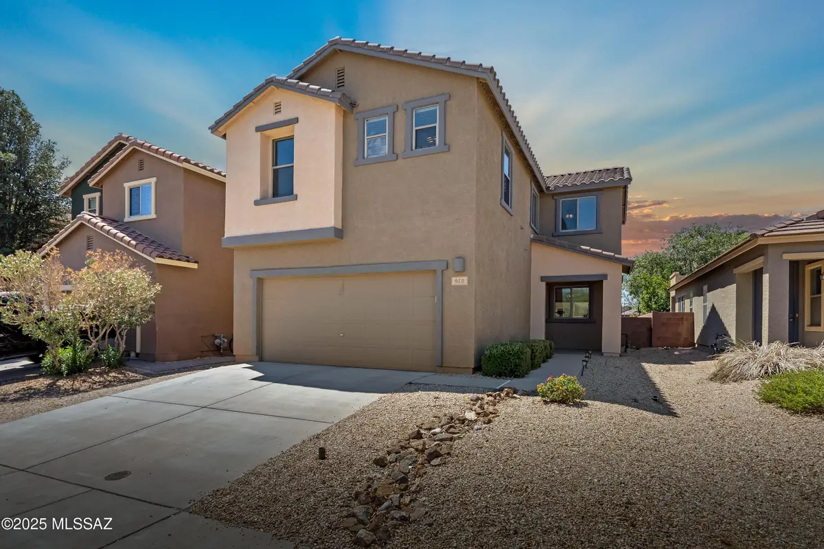 910 E Burkett Place, Sahuarita, AZ 85629 - Image #1