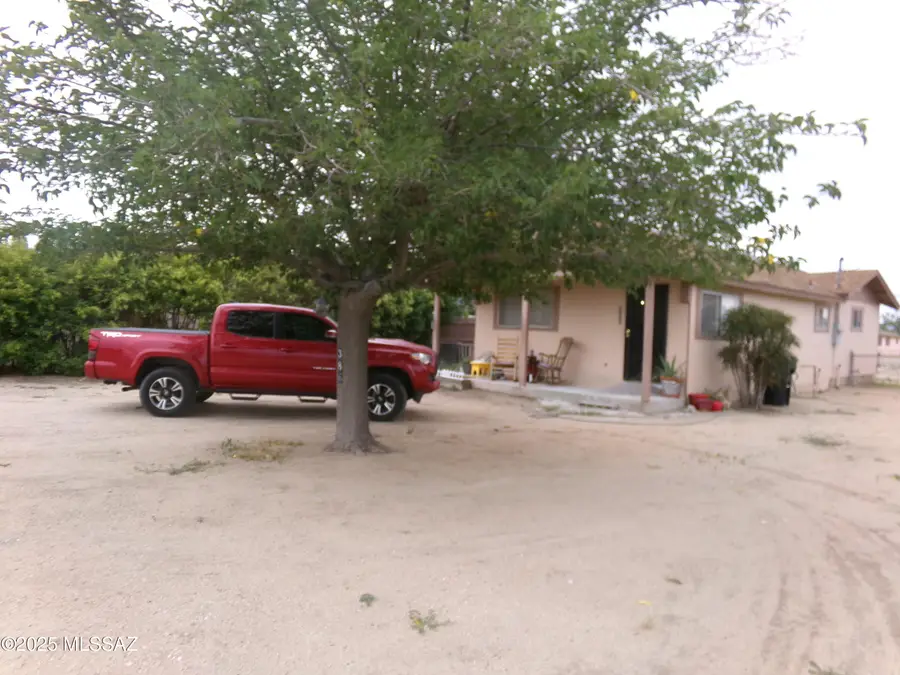 386 N Curtis Avenue, Willcox, AZ 85643 - Image #2