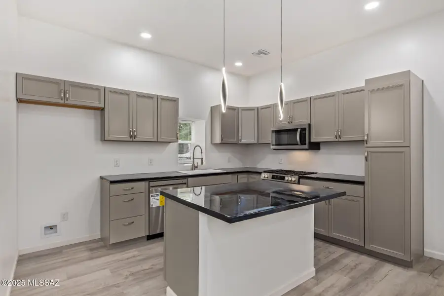 313 W 35th Street, Tucson, AZ 85713 - Image #3