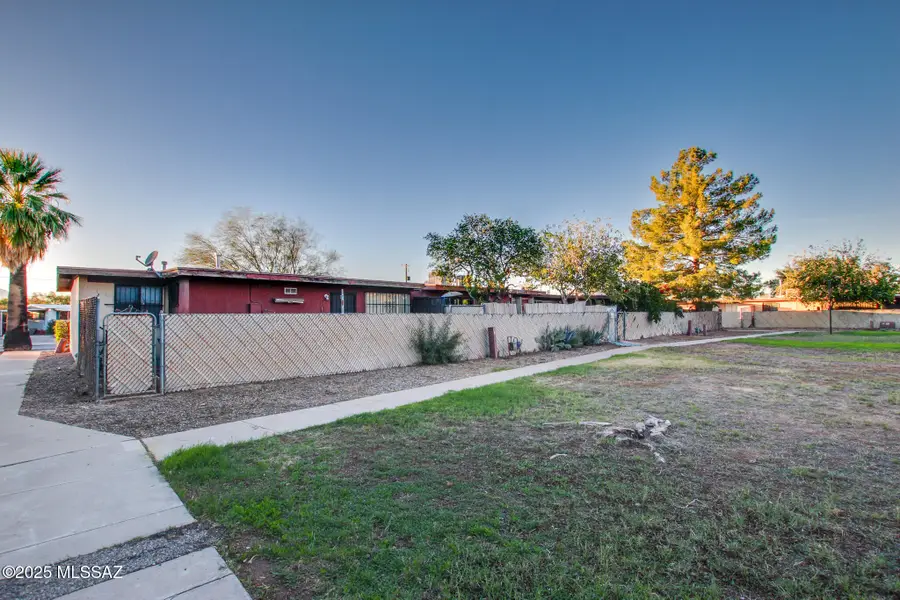 3870 N Pomona Road, Tucson, AZ 85705 - Image #2
