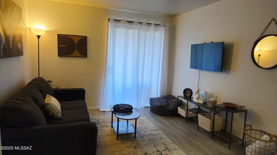 1810 E Blacklidge Drive #115, Tucson, AZ 85719 - Image #3