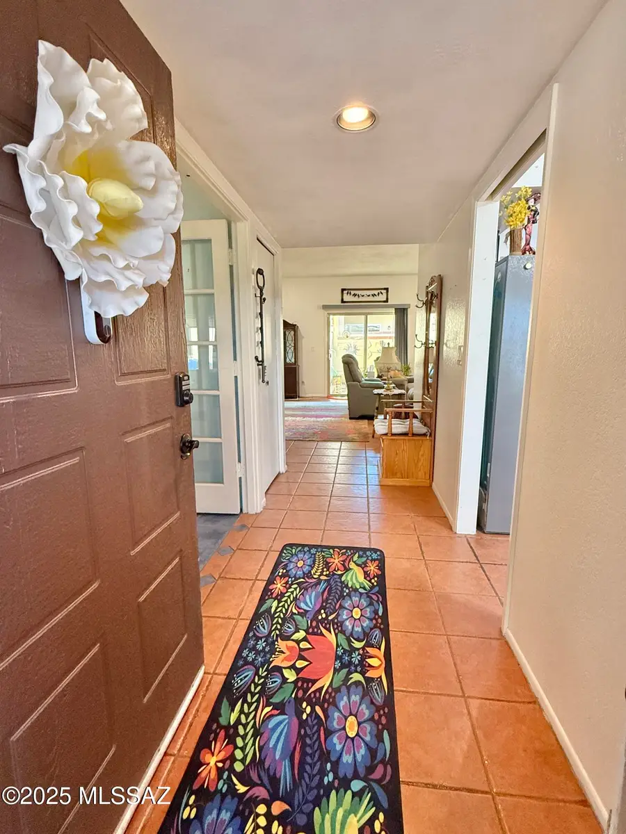 8110 E Rivenoak Circle, Tucson, AZ 85715 - Image #2