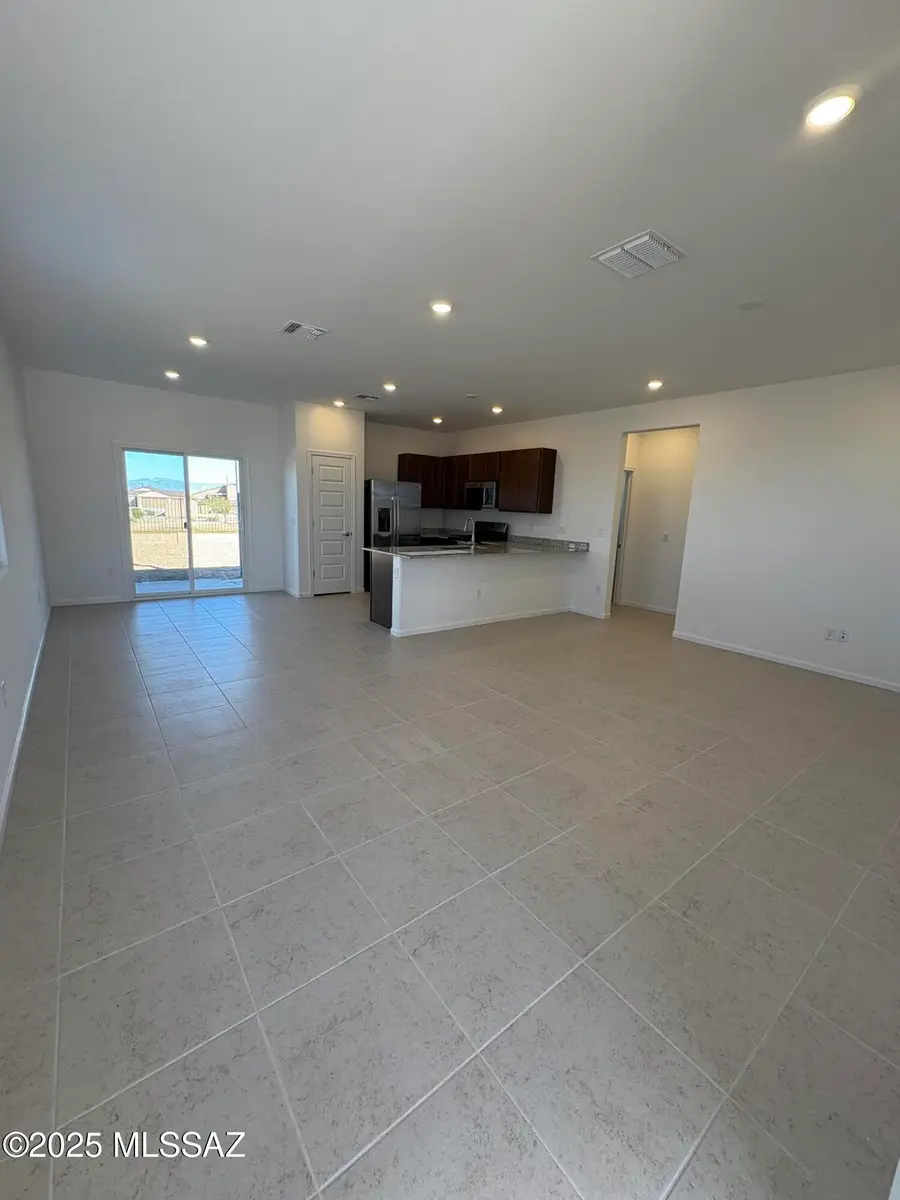 8769 E Crimson Snowberry Way, Vail, AZ 85641 - Image #3