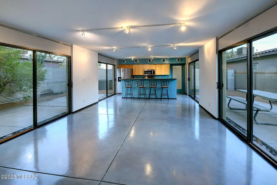 1227 N 13th Avenue, Tucson, AZ 85705 - Image #3