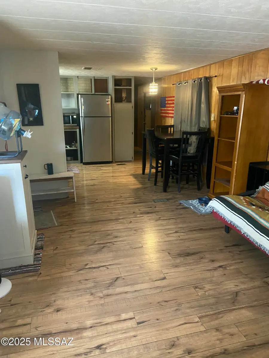 557 E Hillcrest Drive, Benson, AZ 85602 - Image #3