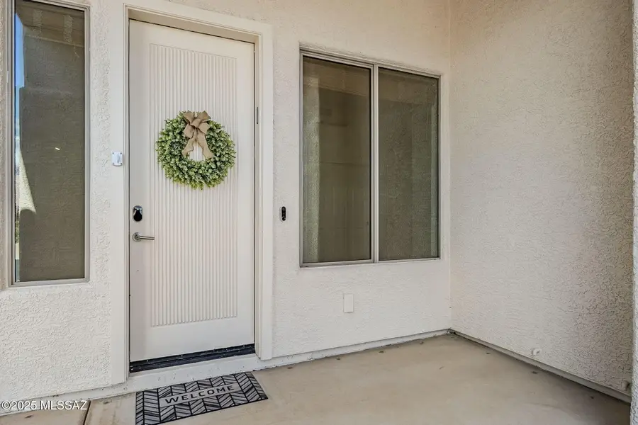 13847 N Bushwacker Place, Oro Valley, AZ 85755 - Image #2