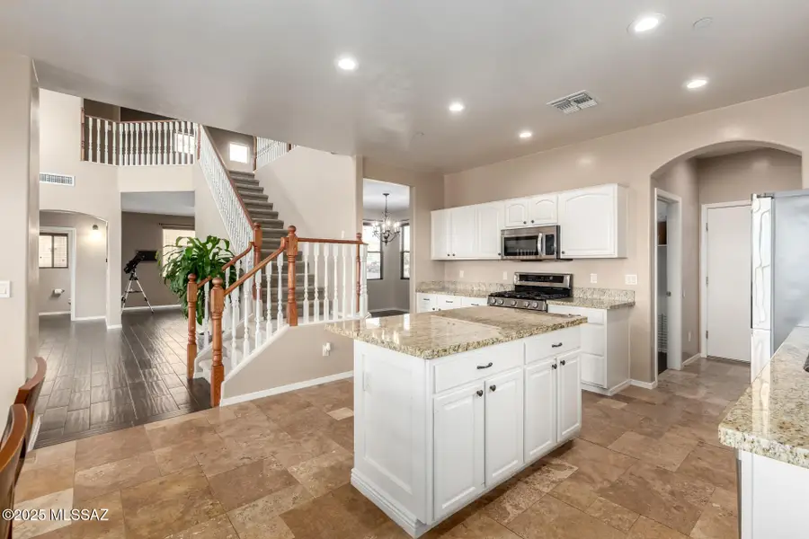 39244 S Mountain Shadow Drive, Saddlebrooke, AZ 85739 - Image #2