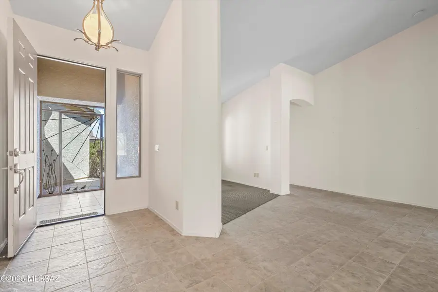 2426 E Desert Pueblo Pass, Green Valley, AZ 85614 - Image #3