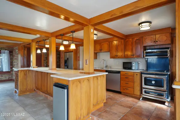 9084 E Sky Ranch Road, Portal, AZ 85632