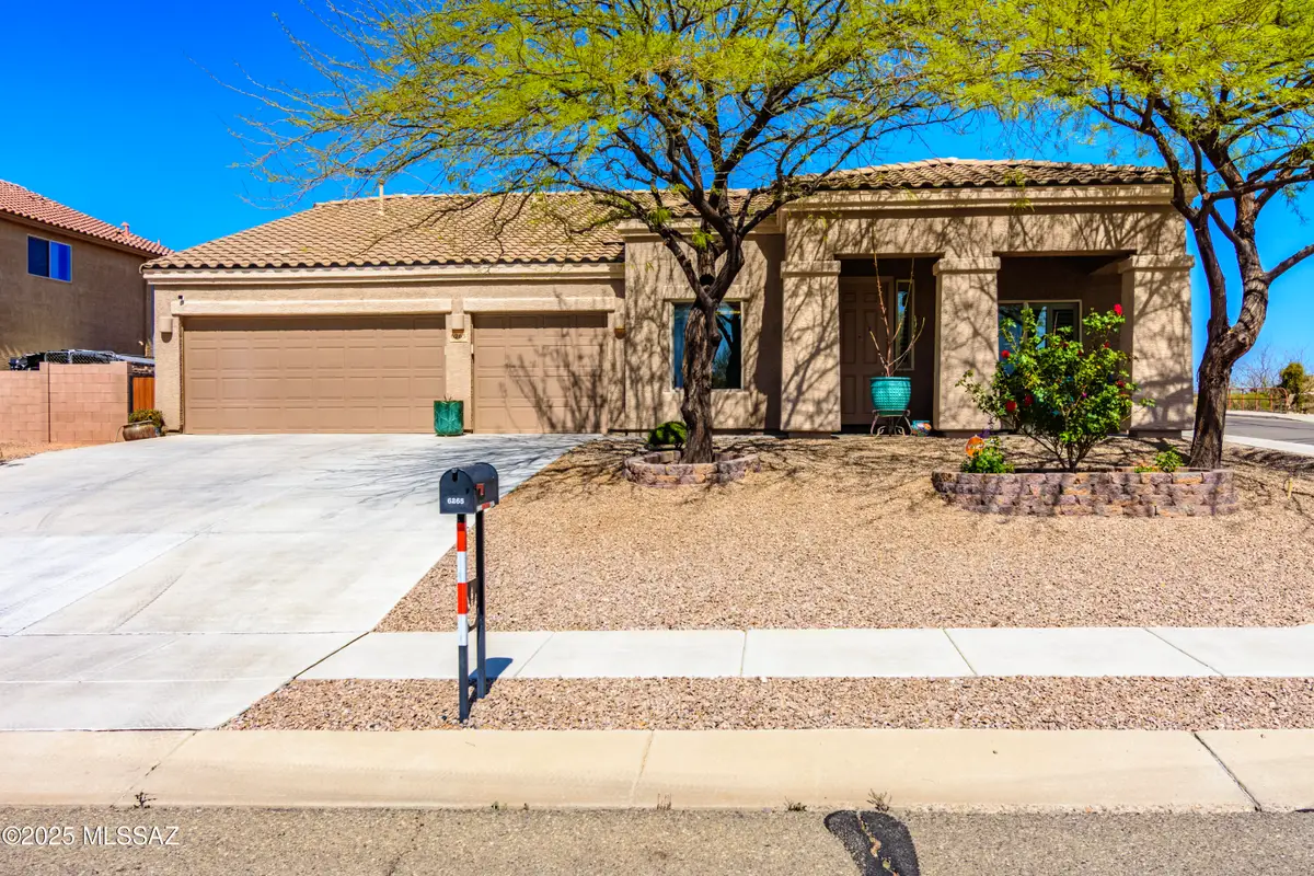 6265 S Eagles Roost Drive, Tucson, AZ 85757 - Image #1