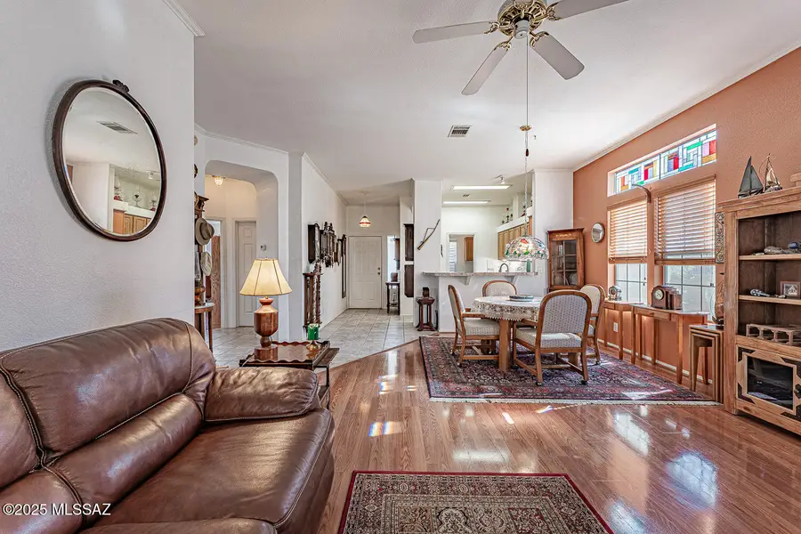 542 W Riverdale, Green Valley, AZ 85614 - #2