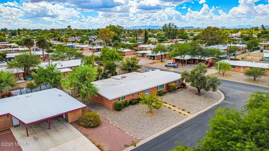 6902 E Calle Canis, Tucson, AZ 85710 - Image #3