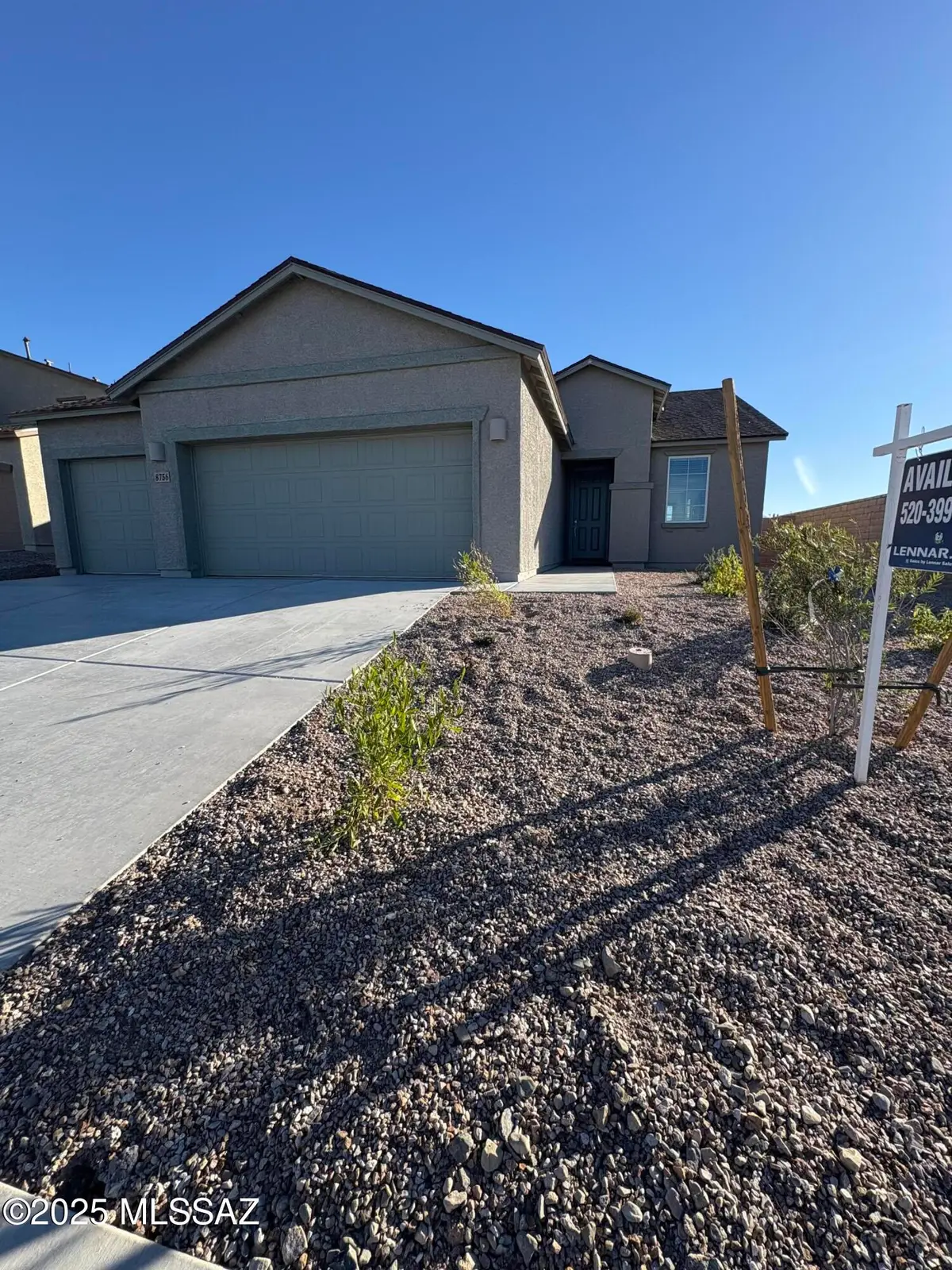 8756 E Crimson Snowberry Way, Vail, AZ 85641 - Image #1