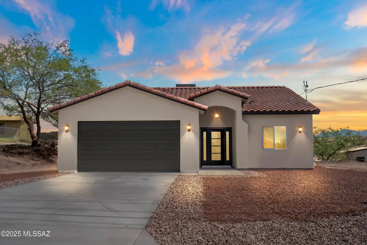 1039 Calle Coyote, Rio Rico, AZ 85648 - #1