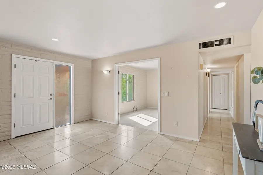 6556 N Burro Creek Place, Tucson, AZ 85718 - Image #3