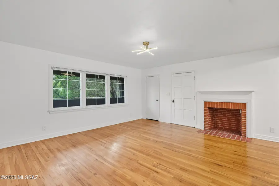 333 S Alvernon, Tucson, AZ 85711 - Image #2