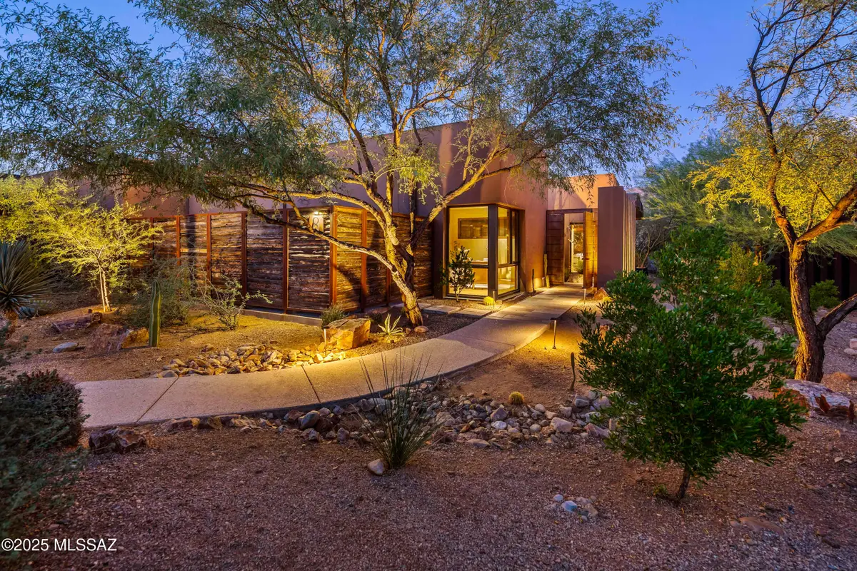 5000 E Via Estancia Miraval, Tucson, AZ 85739 - Image #1
