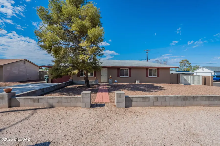 1002 S Lehigh Drive, Tucson, AZ 85710 - Image #2