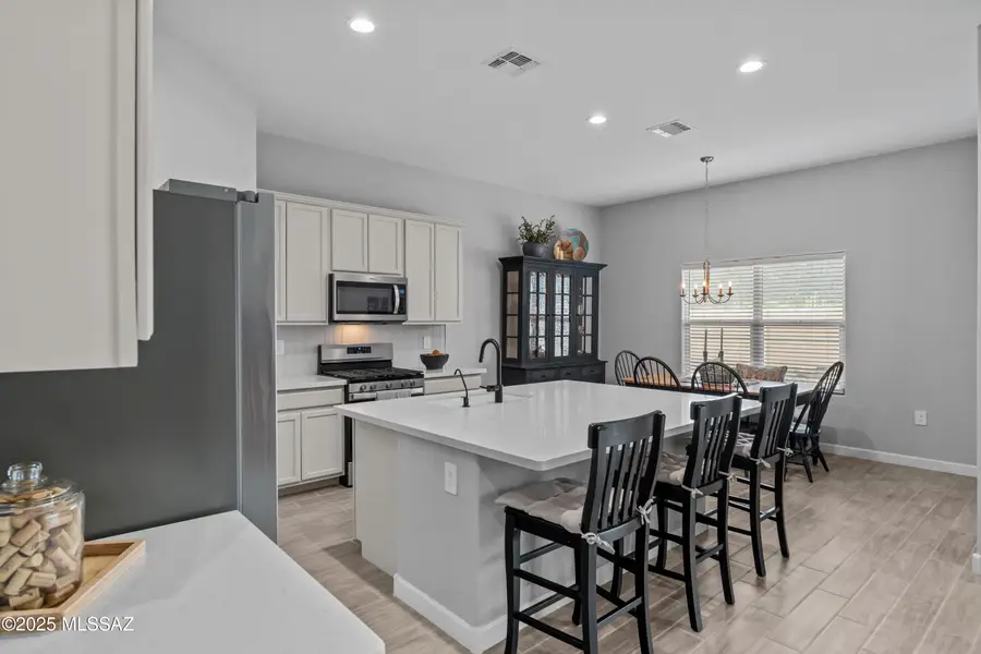 10328 N Desert Tea Drive, Marana, AZ 85653 - Image #2