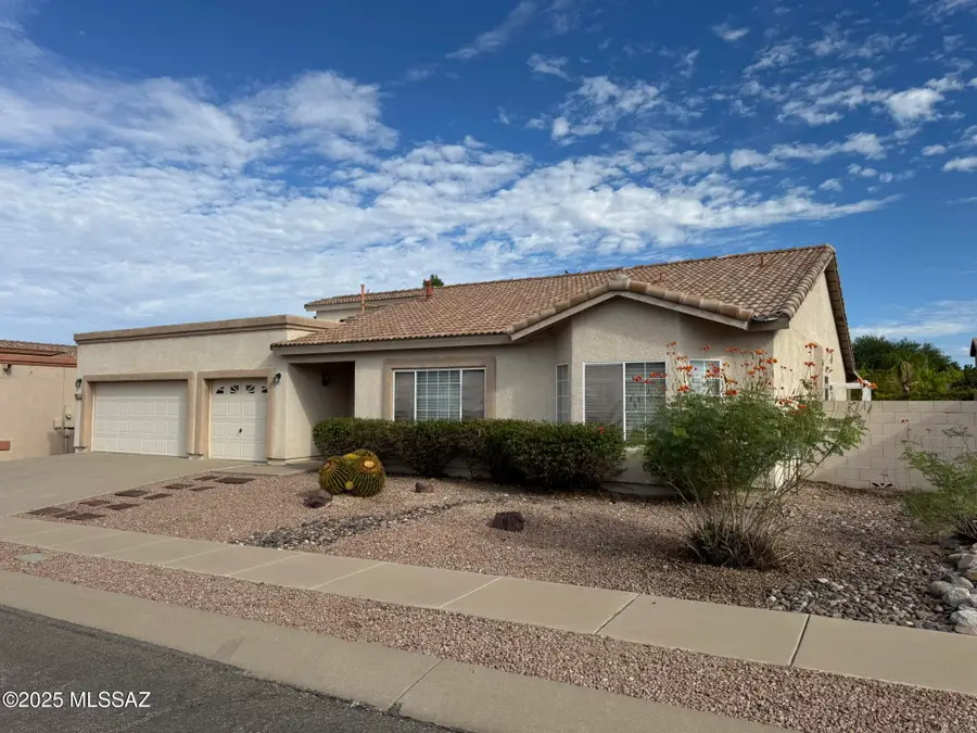 8611 E Louhelen Way, Tucson, AZ 85747 - Image #2