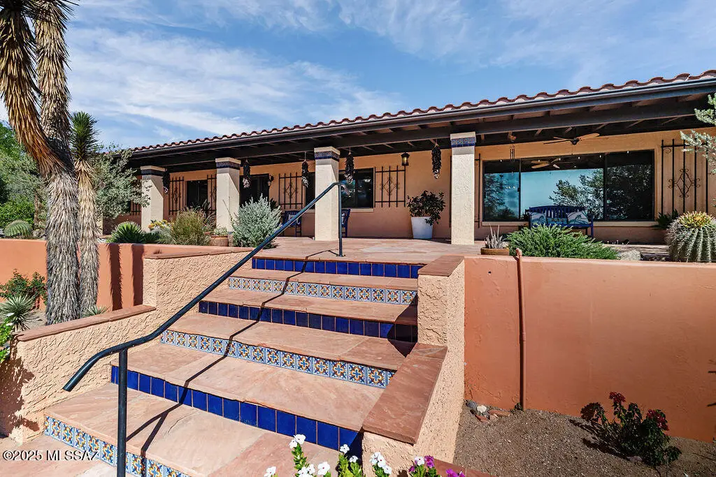 808 Pso Del Canto, Green Valley, AZ 85622 - #1