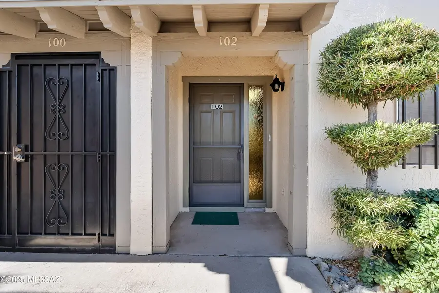 102 Cll Del Tiempo, Green Valley, AZ 85614 - Image #2