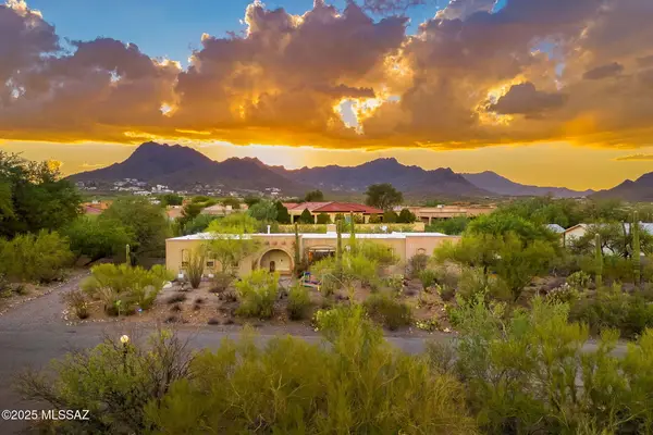 925 N Smoketree Circle, Tucson, AZ 85745