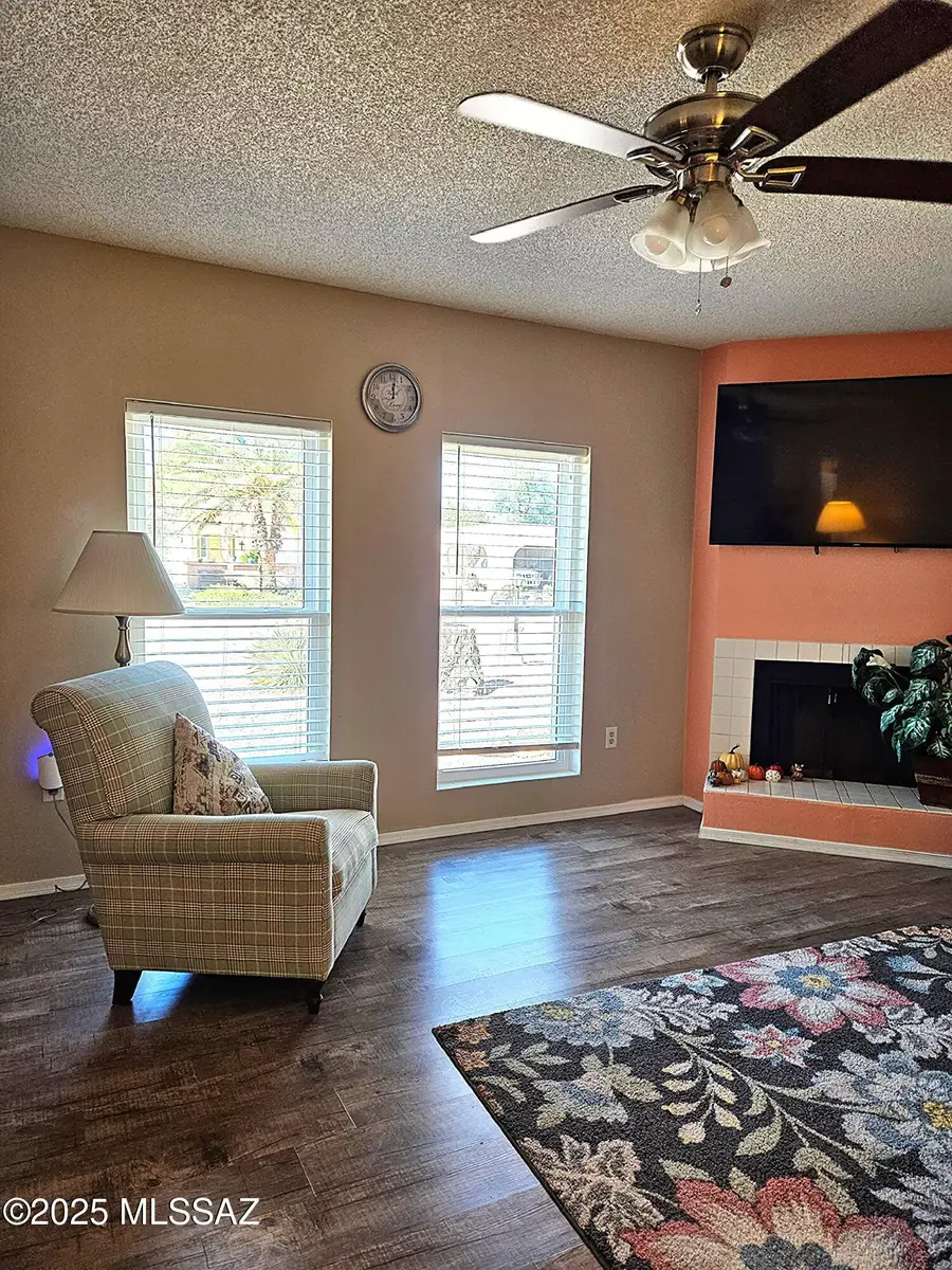 2035 S San Ray Drive, Green Valley, AZ 85614 - Image #2